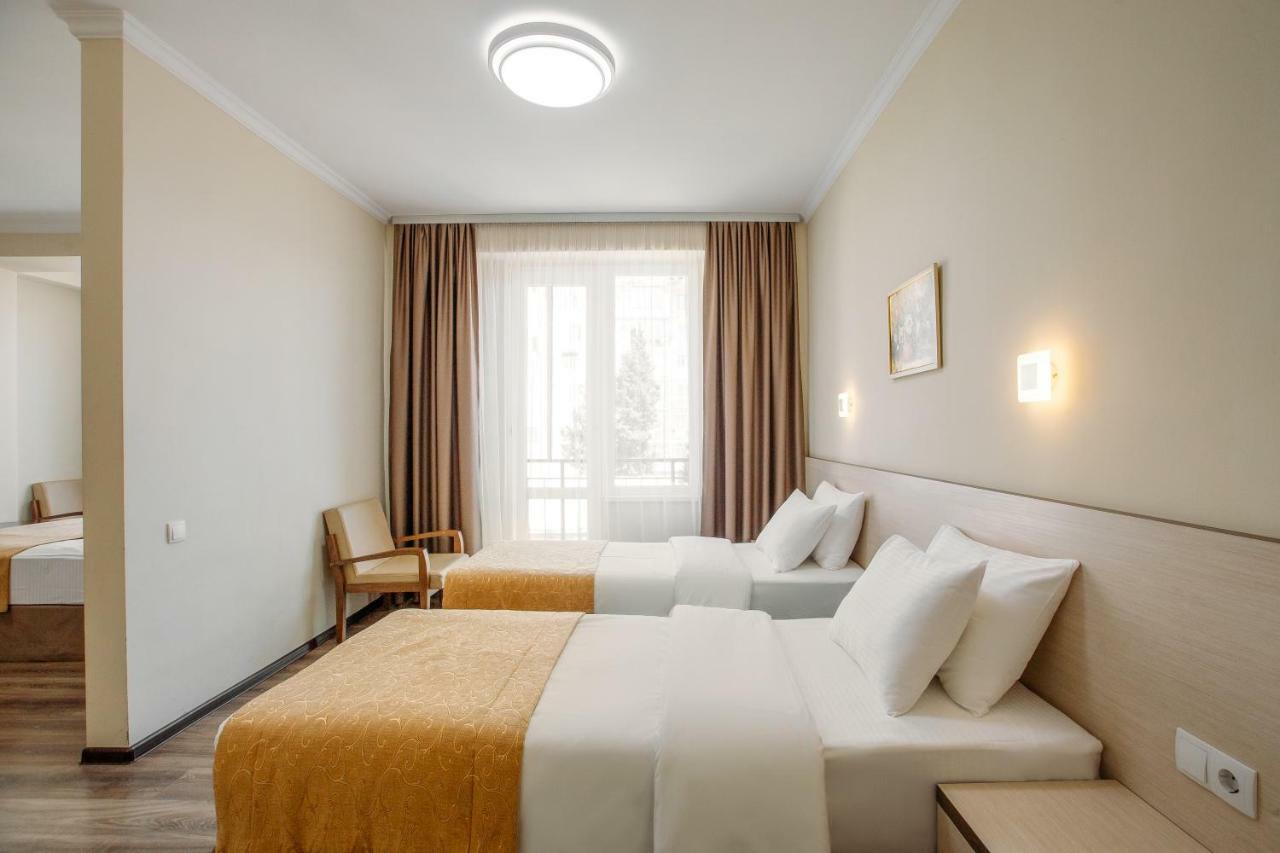 Tbilotel Tbilisi Exterior foto